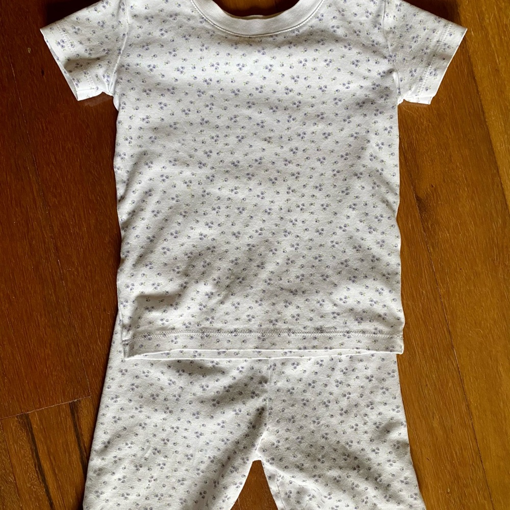 Kissy kissy pajamas